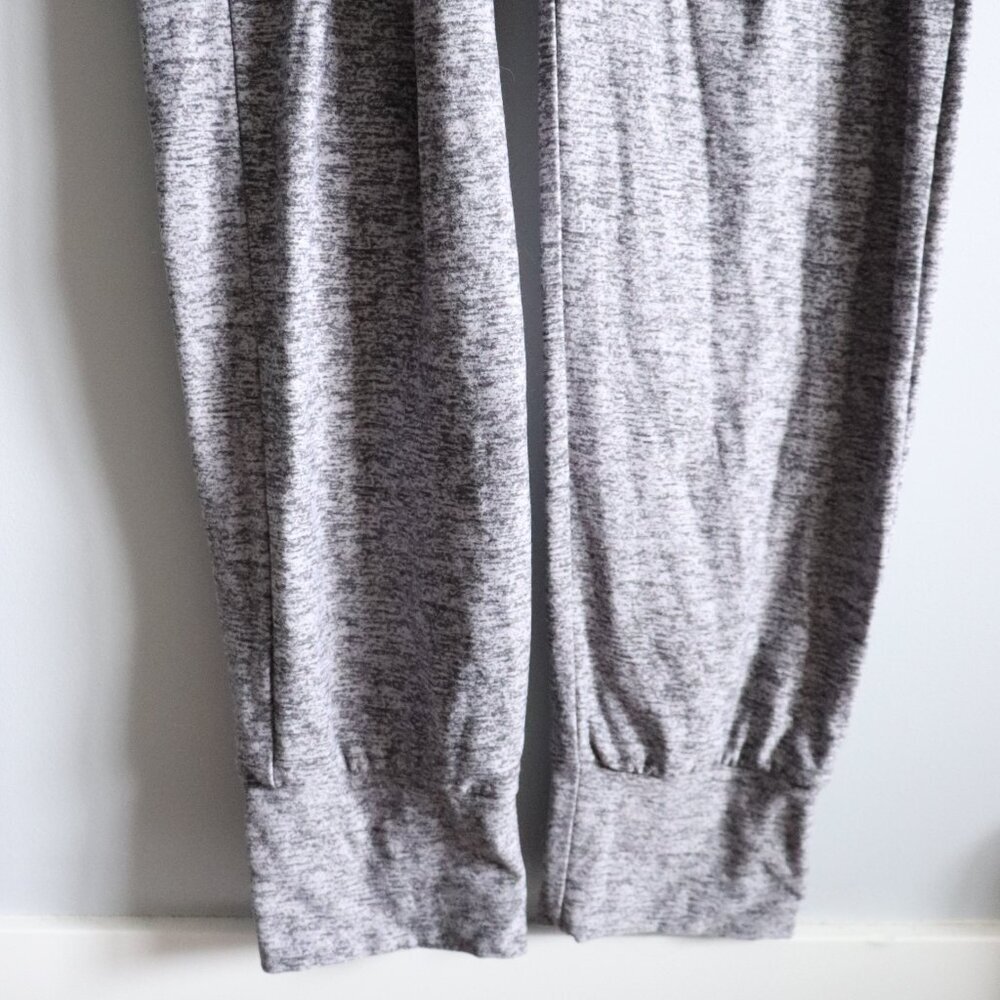 Fammy Jammies Unisex Sz M Grey‎ One Piece Stretch Skinny Buttoned Lounge Pajamas - Picture 8 of 15